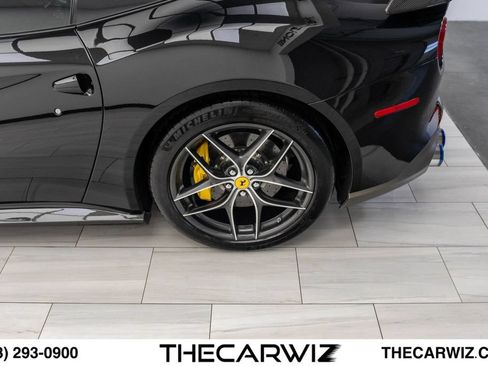 Used 2014 Ferrari F12 Berlinetta RWD image 16