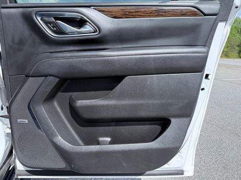 Used 2023 Chevrolet Suburban Premier RWD image 45