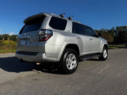 Used 2018 Toyota 4Runner SR5 image 5