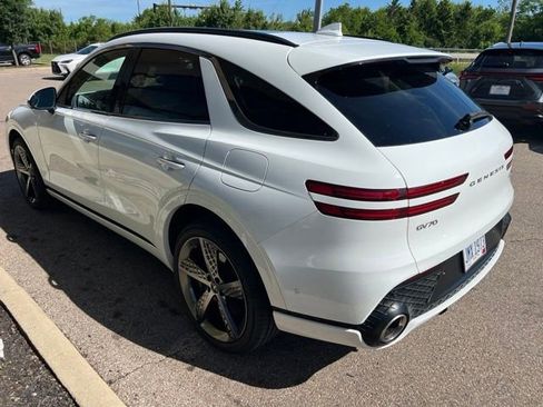 Used 2025 Genesis GV70 3.5T Sport w/ Sport Advanced Package AWD/4WD image 3