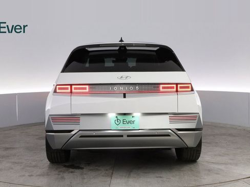 Used 2024 Hyundai Ioniq 5 Limited image 13