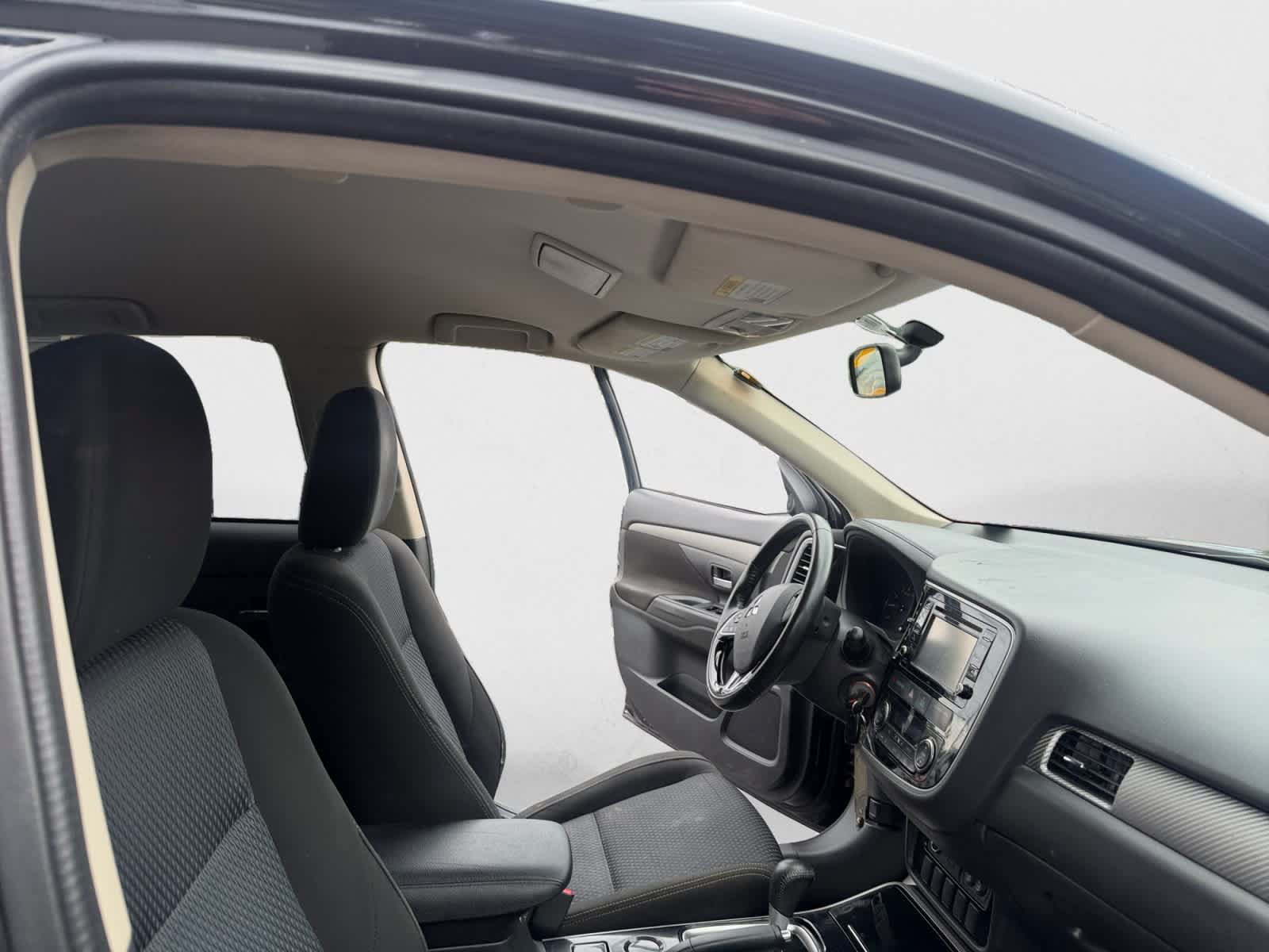 Used 2017 Mitsubishi Outlander ES FWD image 23