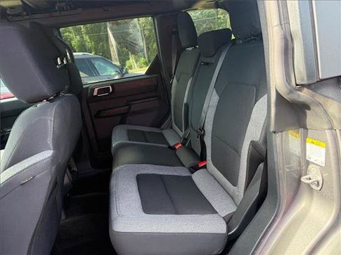 Used 2025 Ford Bronco Big Bend AWD/4WD image 32