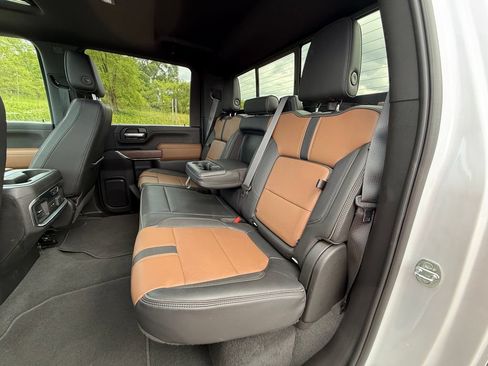 Used 2021 Chevrolet Silverado 3500 High Country w/ Z71 Off-Road Package AWD/4WD image 36