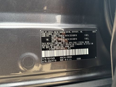 Used 2023 Toyota RAV4 Limited AWD/4WD image 25