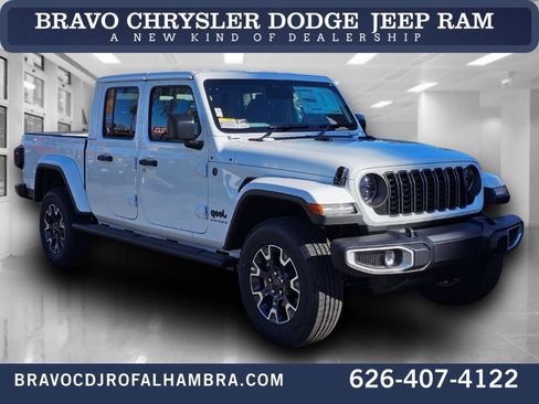 New 2026 Jeep Gladiator Sport image 1