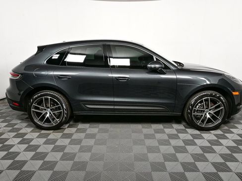 Certified 2025 Porsche Macan image 28