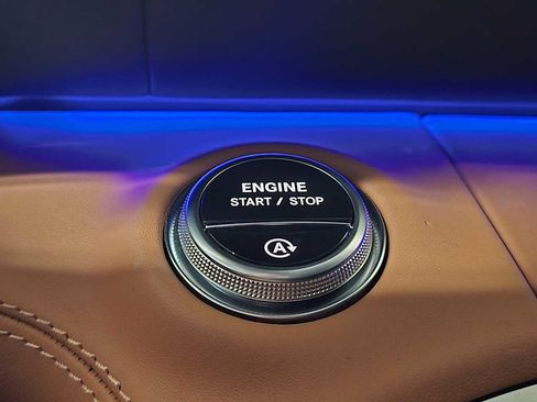 Certified 2025 Mercedes-Benz SL 43 AMG image 36