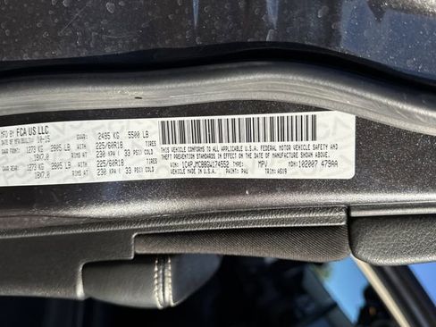 Used 2016 Jeep Cherokee Latitude w/ Cold Weather Group image 26