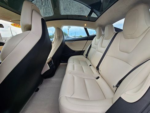 Used 2019 Tesla Model S 75D AWD/4WD image 13
