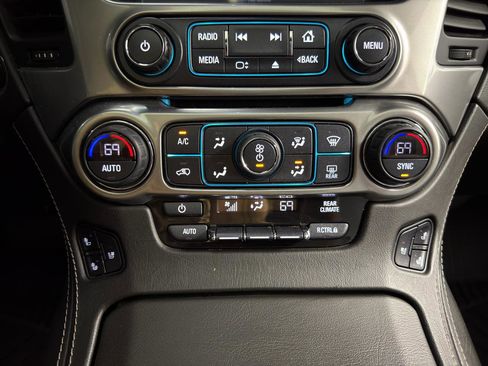 Used 2019 Chevrolet Tahoe Premier AWD/4WD image 22
