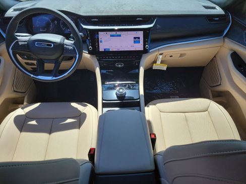 New 2026 Jeep Grand Cherokee Limited image 14