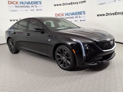 Used 2025 Cadillac CT5 Sport w/ Sun And Sound Package AWD/4WD image 3