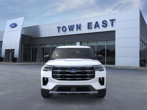 New 2025 Ford Explorer Active w/ Active Comfort Package image 6