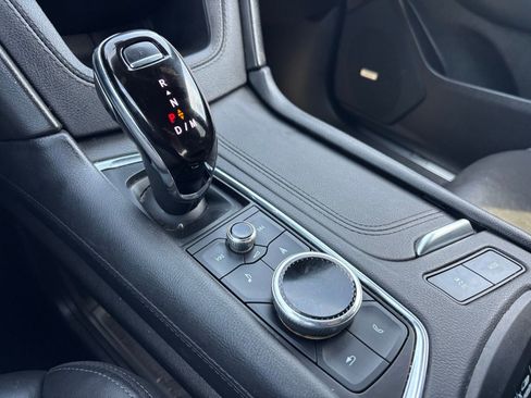 Used 2023 Cadillac XT5 Premium Luxury image 8