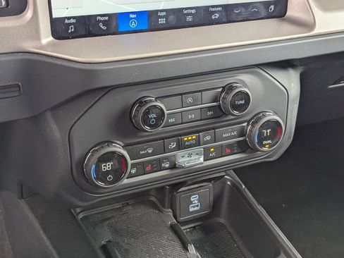 Used 2025 Ford Bronco Outer Banks AWD/4WD image 31