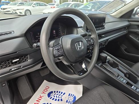 Used 2023 Honda Accord EX image 12