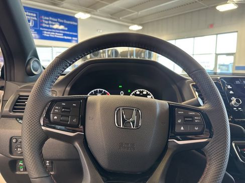 New 2026 Honda Ridgeline Black Edition image 14