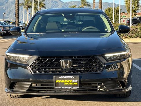 Used 2023 Honda Accord EX image 9