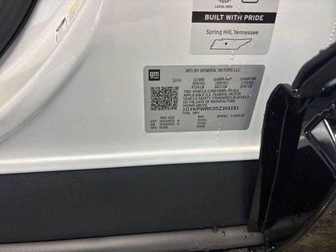 New 2025 Cadillac Lyriq Sport image 42