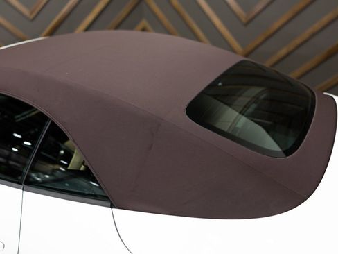 Used 2024 Porsche 911 Carrera image 18