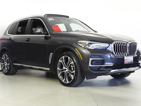 Used 2023 BMW X5 xDrive40i w/ Parking Assistance Package AWD/4WD image 4