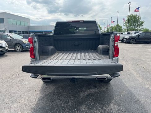 Used 2023 Chevrolet Silverado 1500 LTZ w/ Z71 Off-Road Package image 11