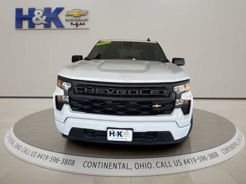 Used 2022 Chevrolet Silverado 1500 Custom AWD/4WD image 2