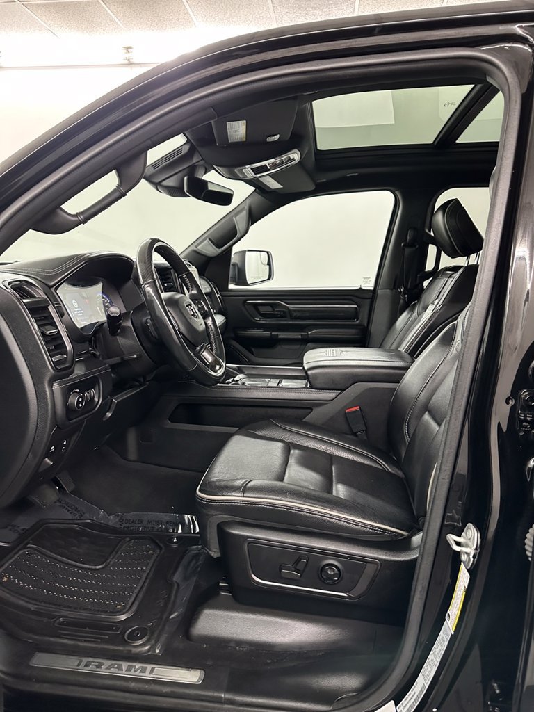 Used 2022 RAM 1500 Limited w/ Body-Colour Bumper Group AWD/4WD image 11