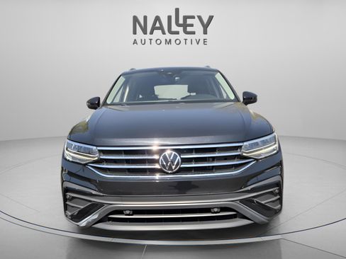 Used 2023 Volkswagen Tiguan SE image 21