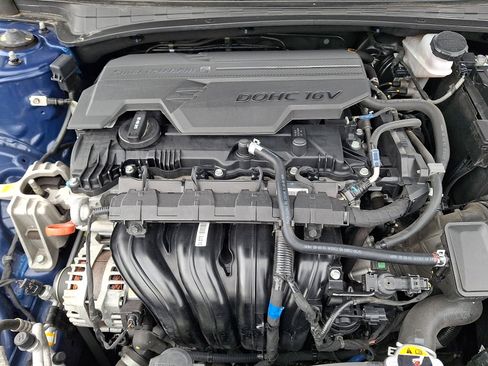 Certified 2023 Hyundai Elantra SE image 29