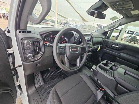 New 2026 GMC Sierra 2500 Pro w/ Convenience Package image 10