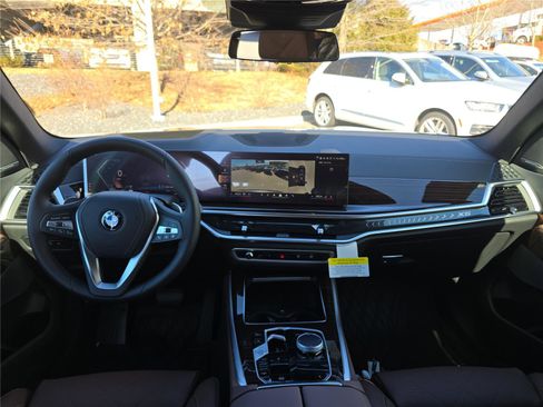 New 2026 BMW X5 xDrive40i AWD/4WD image 18