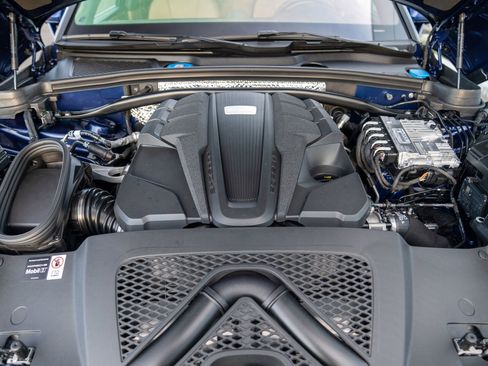 New 2026 Porsche Macan S image 30