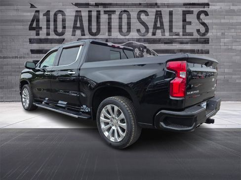 Used 2020 Chevrolet Silverado 1500 High Country w/ Technology Package AWD/4WD image 8