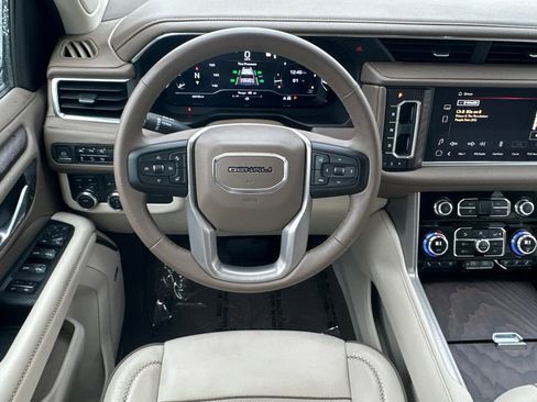 Certified 2023 GMC Yukon Denali image 15
