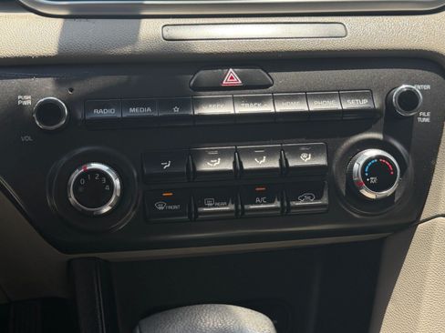 Certified 2021 Kia Sportage LX FWD image 22