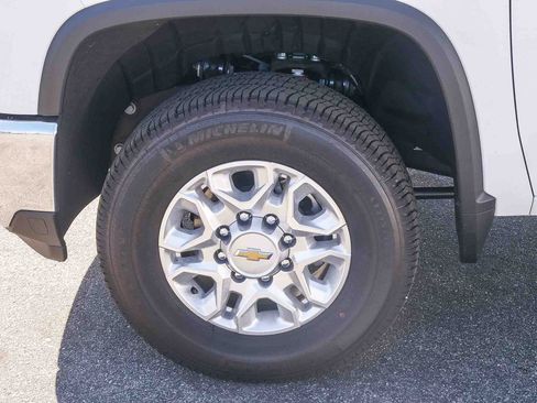 New 2026 Chevrolet Silverado 2500 LTZ w/ LTZ Plus Package AWD/4WD image 5