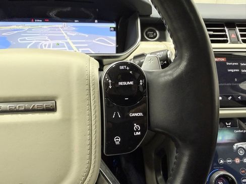 Used 2021 Land Rover Range Rover Autobiography image 26