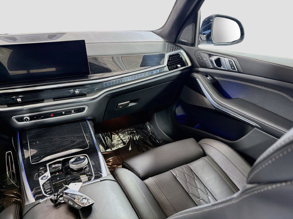 Used 2024 BMW X7 xDrive40i w/ Executive Package AWD/4WD image 26