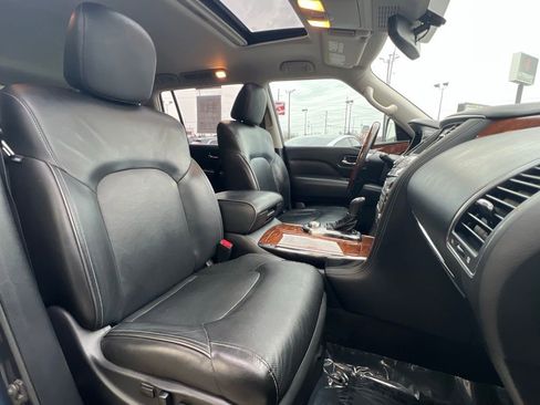 Used 2018 INFINITI QX80 4WD w/ Driver Assistance Package image 32