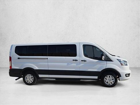Used 2023 Ford Transit 350 XLT image 4