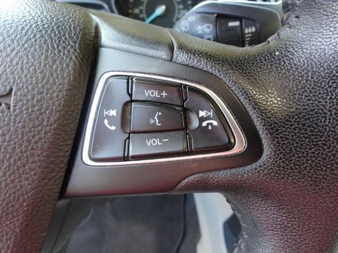 Used 2018 Ford Escape SEL AWD/4WD image 16