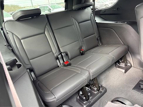 New 2026 GMC Yukon Denali w/ Sun & Power Step Package image 7