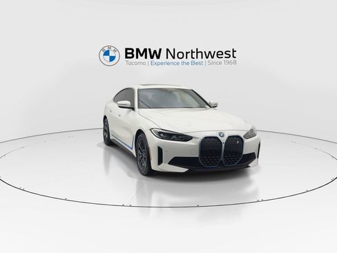 Used 2023 BMW i4 eDrive35 w/ Premium Package RWD image 7
