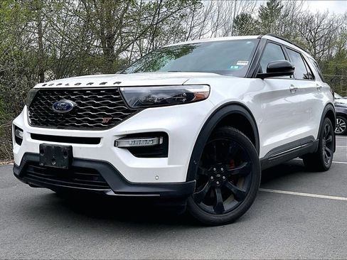 Used 2021 Ford Explorer ST w/ Equipment Group 401A AWD/4WD image 3