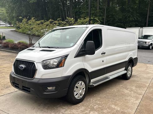 Used 2025 Ford Transit 250 Low Roof w/ Exterior Upgrade Package RWD image 5