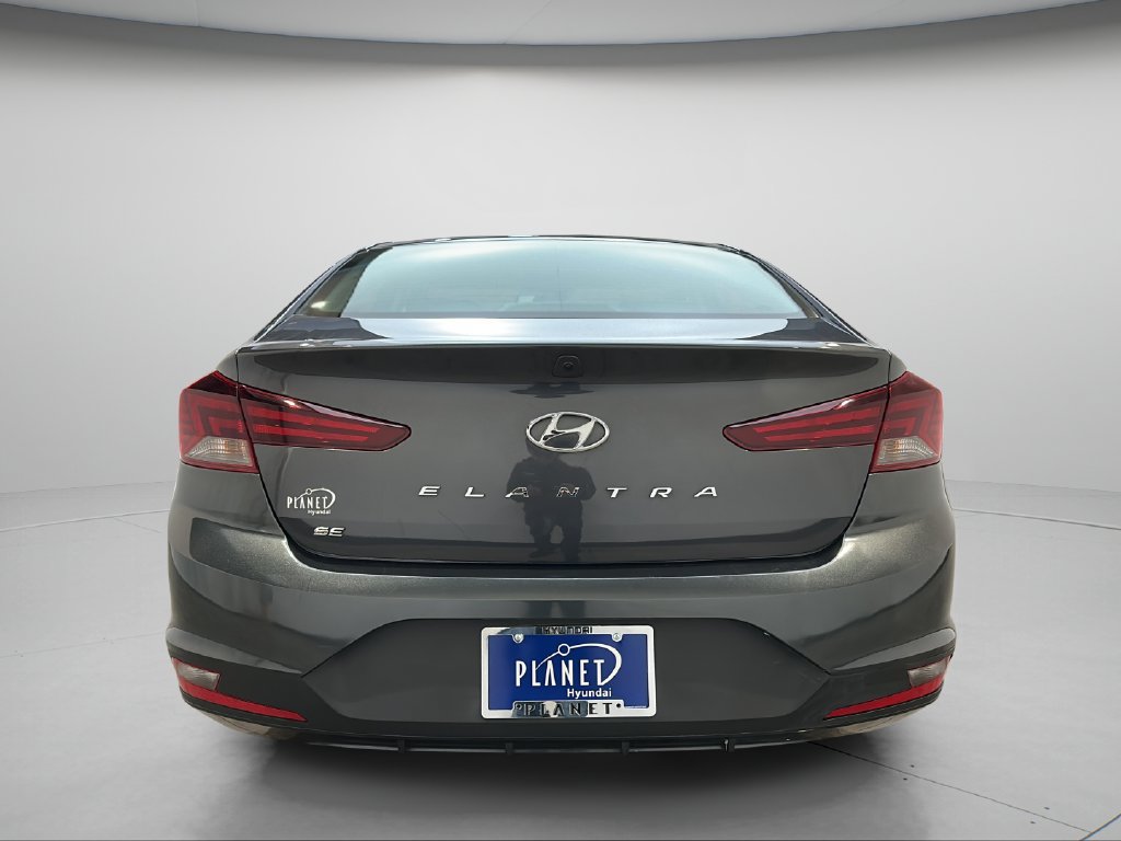 Used 2020 Hyundai Elantra SE w/ Cargo Package (C1) FWD image 6