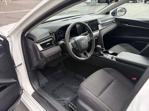 Used 2026 Toyota Camry LE FWD image 10