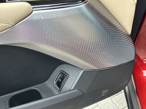 New 2026 Cadillac Lyriq Signature Sport image 19